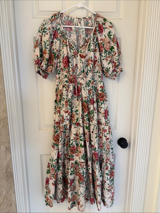Anthropologie Dresses & Skirts - Anthropologie somerset maxi dress: puff sleeve edition.
